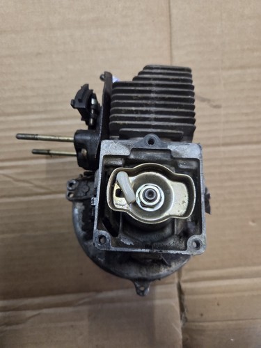 Kurbelwelle Kurbelgehäuse  Stihl FS HT HL 80 85  Freischneider 4137 Motorsense