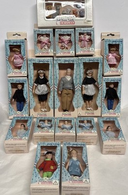1995/96 Horseman Playing For Keeps Doll House Family Lot Of 18 NOS Dolls & Pets