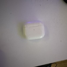Apple AirPods 2nd Generation MagSafe Wireless Charging Case USB-White