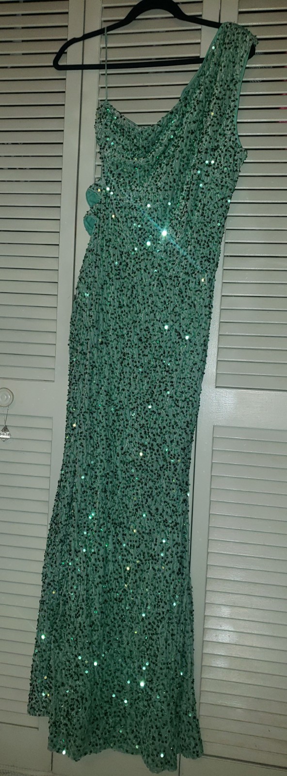 Picture 1 of 3