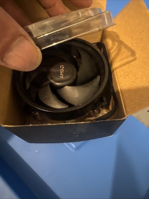 AMD 712-000071  REV B AM4 RYZEN Wraith  Cooler Heatsink Fan CPU Processor
