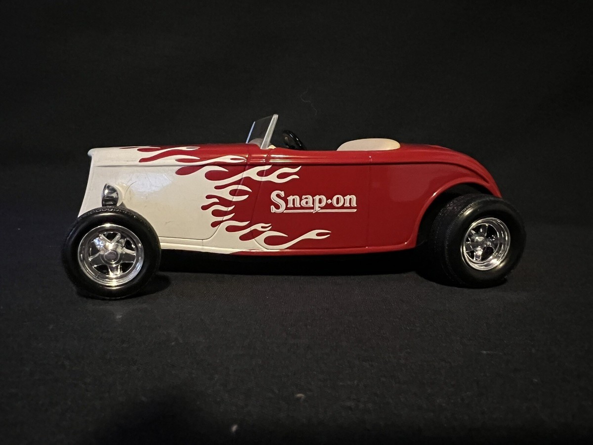 ミニカー Snap-on 1934 Ford Open Wheel Street Rod Liberty Classics Snap-On 1934 Ford Open Wheel Street Rod 1:25 Die