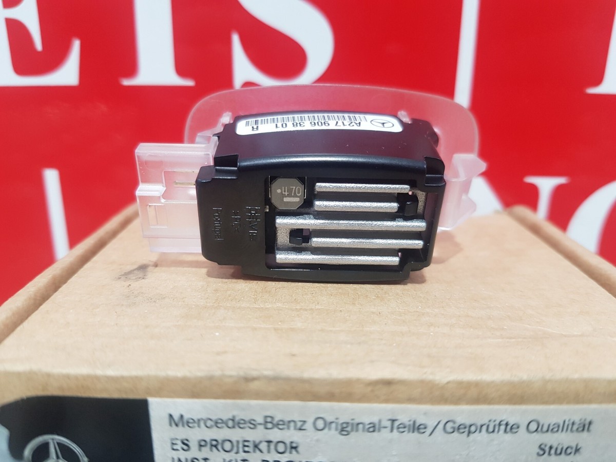 NEW GENUINE MERCEDES-BENZ DOOR BADGE PROJECTION LIGHT KIT 