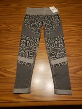 MAXXIM Hi Waisted Charcoal Snake Print Seamless Workout Leggings Size Medium