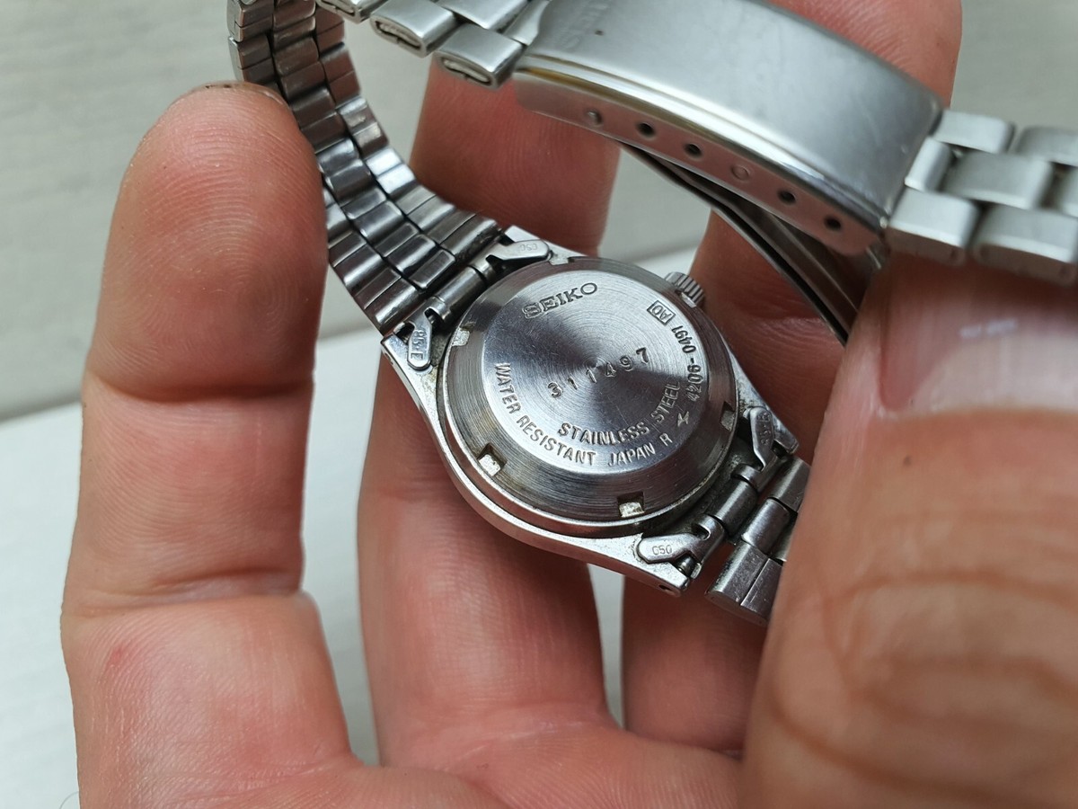 Vintage SEIKO 5 Automatic 17 Jewels 311497 4206-0491 Watch