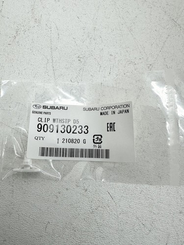 SUBARU OEM 18-20 Crosstrek Door Components-Lower W'strip Clip Left 909130233 X14