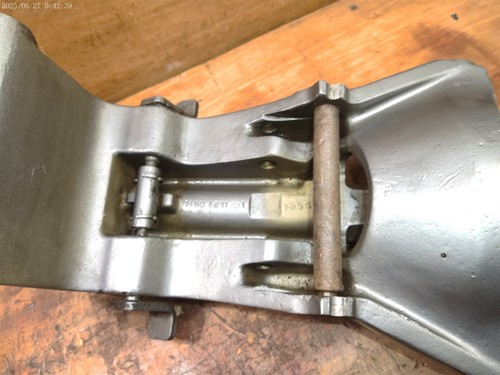  MERCURY 40- 60HP  2 STROKE SWIVEL BRACKET 8597A 41489-8597A 4 69540A4 - Bild 4 von 7