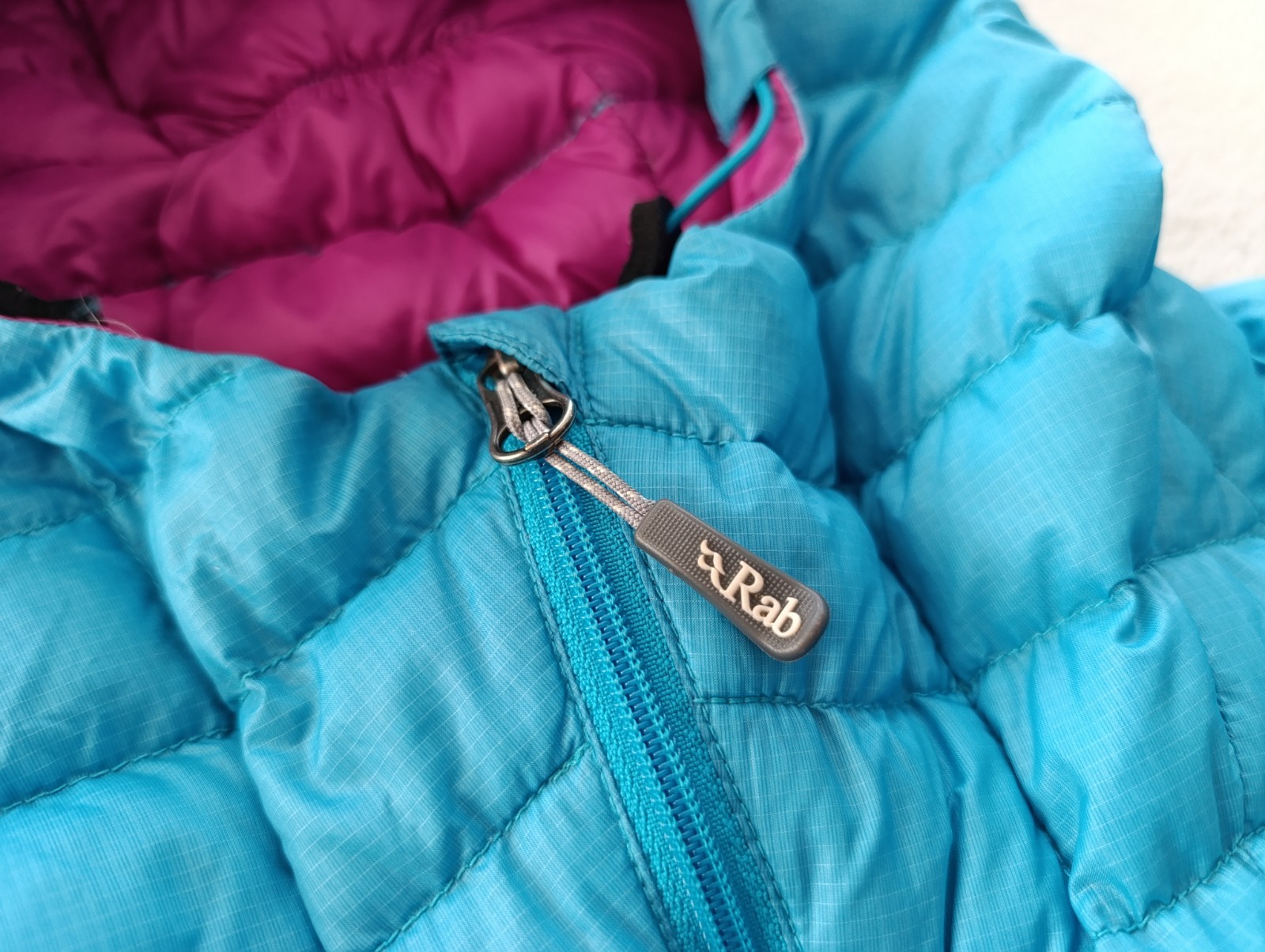 Rab Alpine womens Blue Pertex Microlight Down Hooded Puffer Jacket size XS image 3