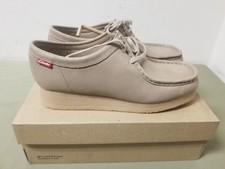 New Clarks Padmora Womens Distressed Leather Shoes.