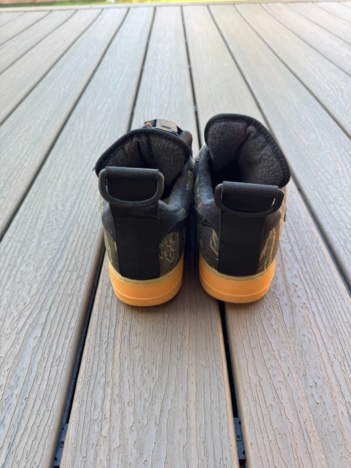 Size 13 - Nike Carhartt WIP x Air Force 1 Utility Premium Low Camo - Image 3 of 4