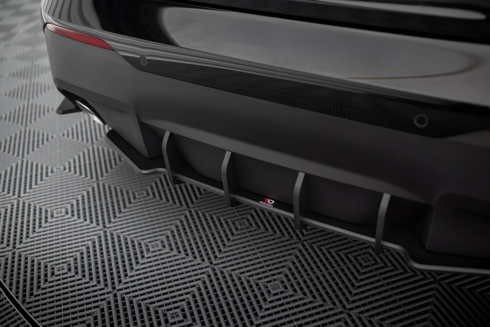 Diffuseur arriere BMW 2 Coupe G42 pour remplacer le plastique terne
