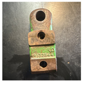 John Deere Drawbar Hammerstrap R132544 works on many different tractors