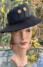 VINTAGE 1940's BLACK WOOL TILT HAT