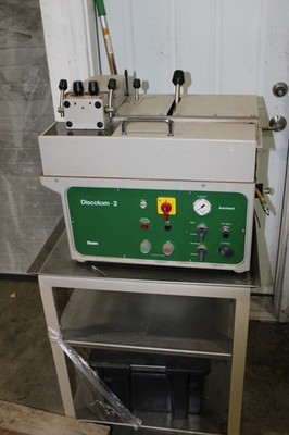 Struers Discotom-2 Metallographic Cut-Off Saw   Abrasive Precision Lab W/STAND