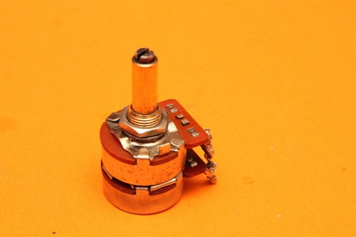 COLLINS 51S-1 - RÉSISTANCE VARIABLE - AF GAIN - LINE AF GAIN - p/n 376-2477-000 - Photo 2 sur 6