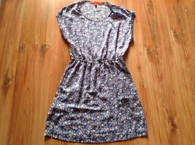 Mango basic Kleid, Etuikleid Gr. S (36, 38) blau geblümt TOP !!!