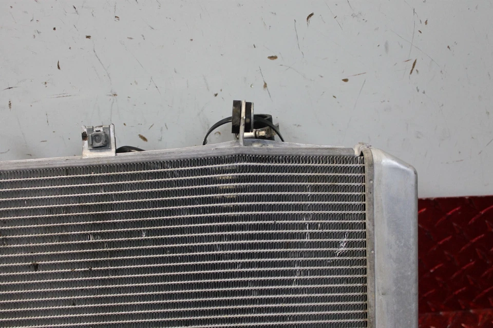 2011 - 2019 KAWASAKI NINJA 1000 OEM RADIATOR & COOLING FAN NO LEAKS SEE DES NJ48 - Image 2 of 4