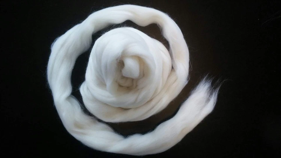 10 lbs Pounds Wool Roving Yarn, Make Your Own Large Chunky Knit Throw Blanket - Image 4 of 4