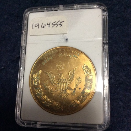 Lyndon Baines Johnson ● so-called "LBJ" Dollar  ●  Medallion ● 1964 - Picture 2 of 7