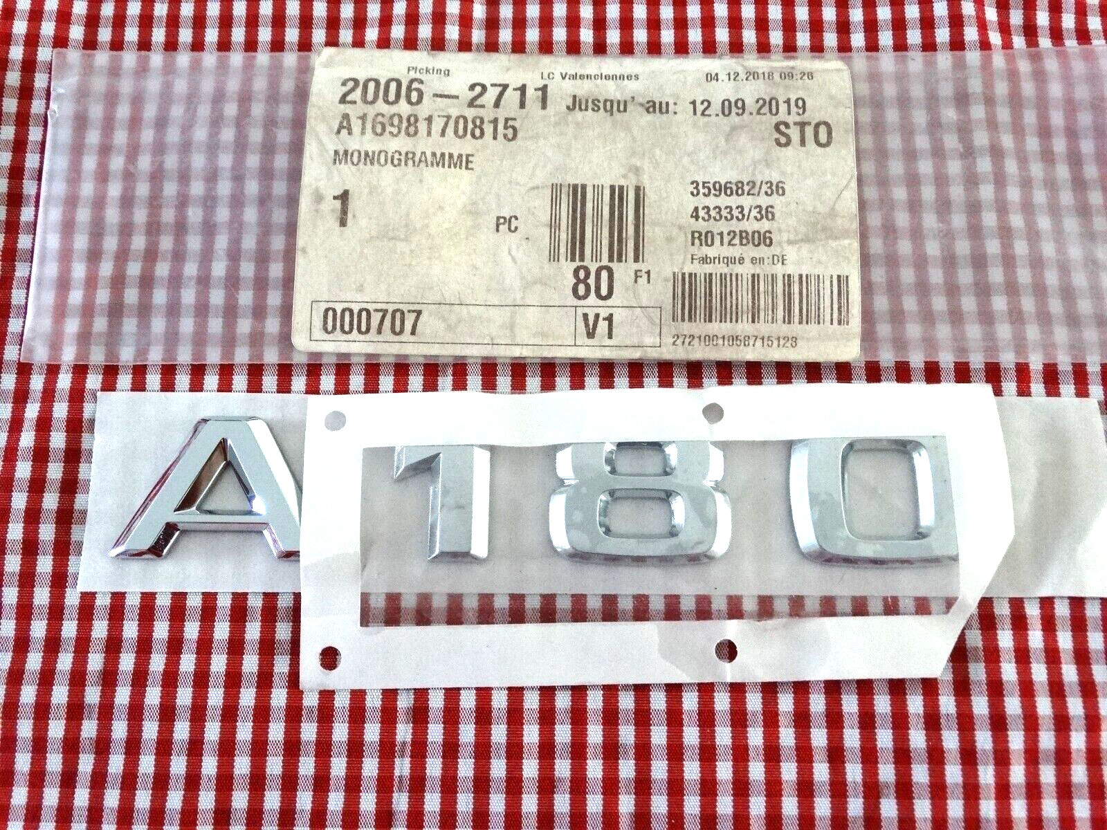 Badge Mercedes A180 emblème de remplacement chrome pour carrosserie W169