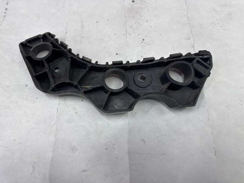 Volkswagen PASSAT CC 2012 Links Halterung Stoßstange Stoßfänger vorne