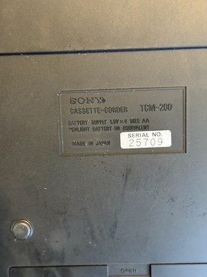 SONY Cassette Recorder TCM 260 With Power Cord, Case An Microphone