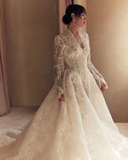 Elegant Wedding Dresses Long Sleeves Court Train Lace Appliques Bridal Gowns