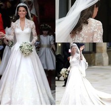 White A Line Wedding Dresses V Neck Sheer Long Sleeve Appliqued Lace Bridal Gown