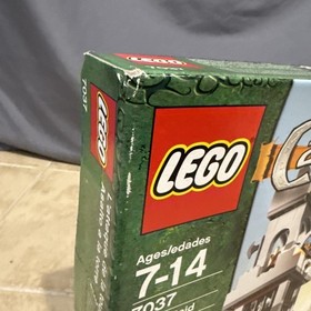 LEGO Castle: Tower Raid (7037) - Only Box and Manuals 1 & 2! Please look at pics