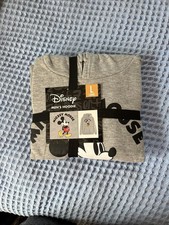 Disney Mickey Mouse Hoodie Men s Pose Graphic Pullover Size L Long Sleeve New
