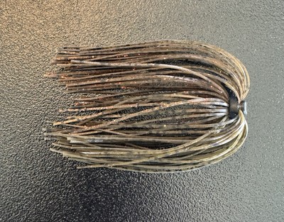 Bass Jig Skirts - Lot Of 10 - Color Green Pumpkin w Orange Flake- Double Banded