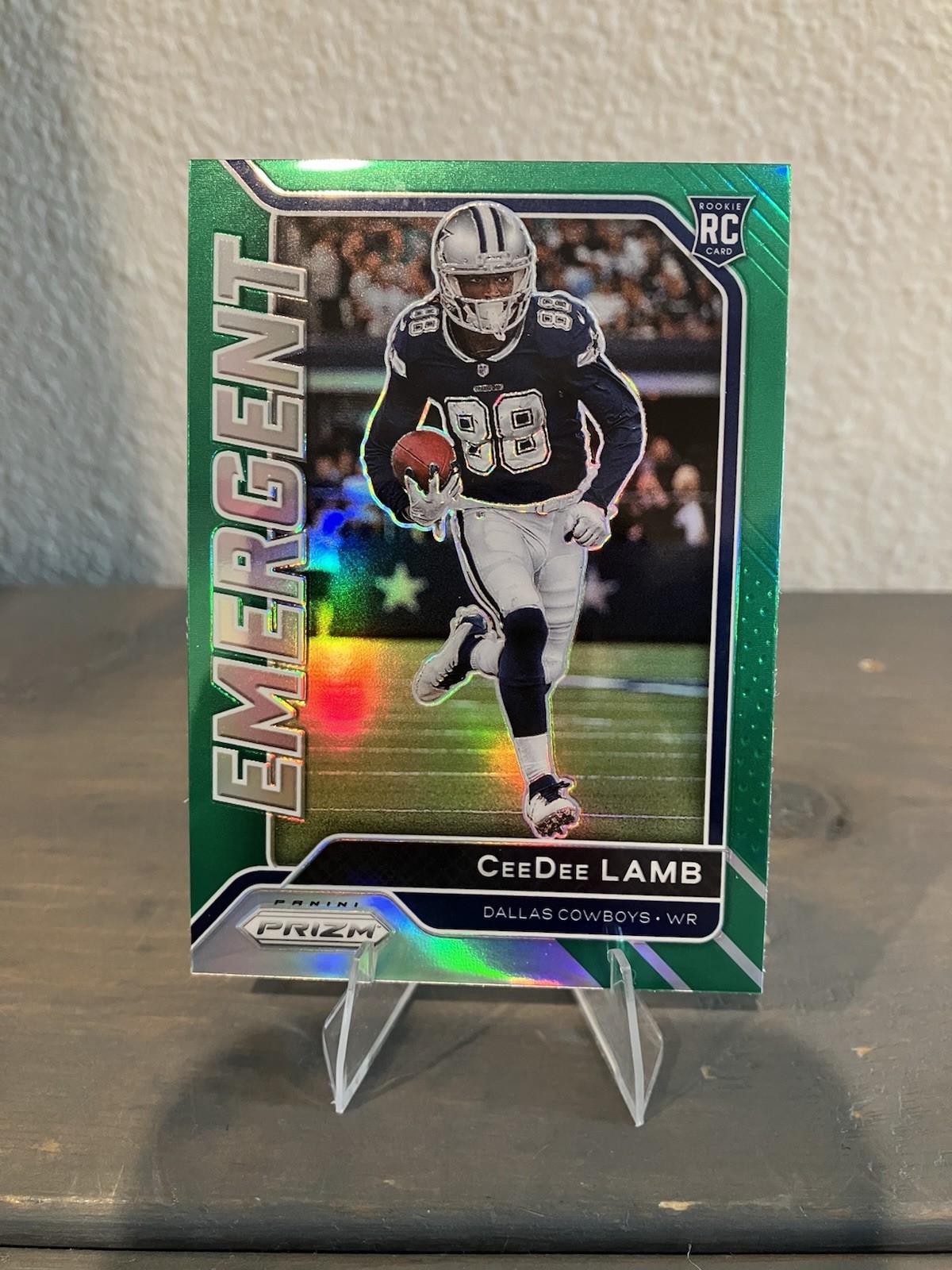 2020 Panini Prizm - Emergent CeeDee Lamb #7 Green Prizm (RC)