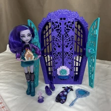 Monster High Skulltimate Secrets Garden Mysteries Twyla Doll With Closet Case