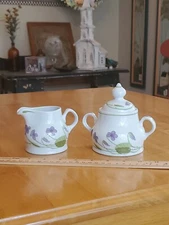 Figgjo Norway Creamer and Sugar with Lid FIOL Pattern VV555 Violets&Greenery EUC
