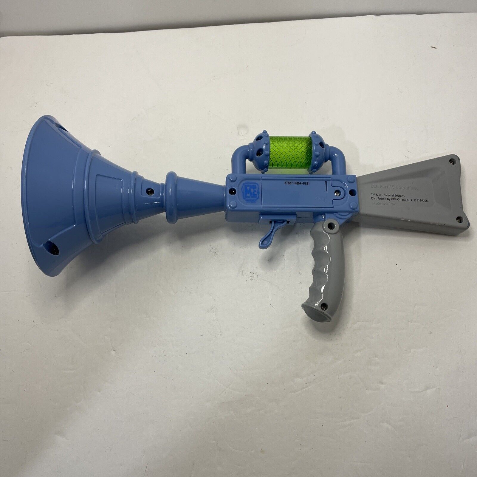 Universal Studios Despicable Me Freeze Ray Bubble Gun