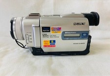 SONY DCR-TRV20 Digital Video Camera Recorder Handycam miniDV Super Night Shot