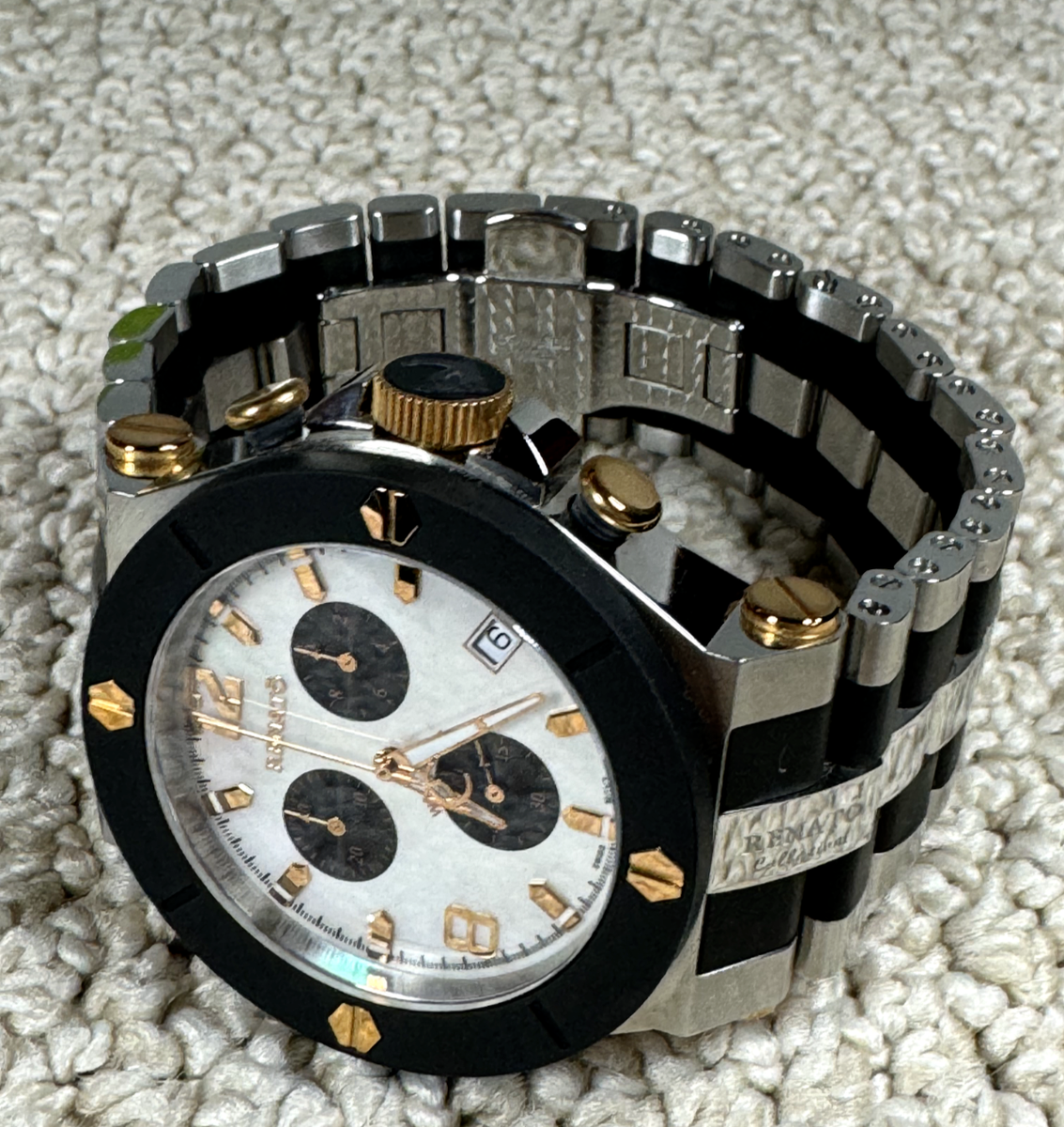 ワールドレップサービス　ラジウムプレート（クレストーン） Renato Wilde Beast Mens Watch, Swiss Chronograph, New in Box w