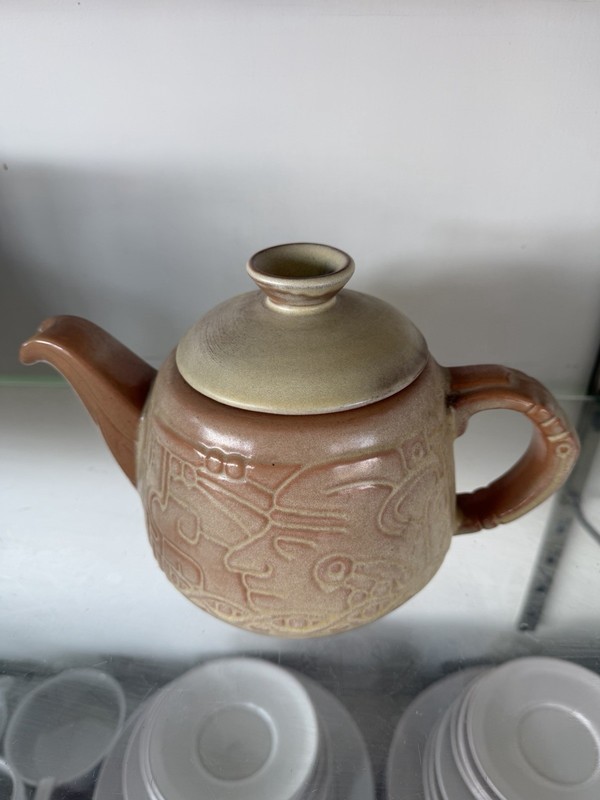 Frankoma Mayan Aztec 7T Desert Gold Tea Pot.  Mint Condition.  New. RARE.