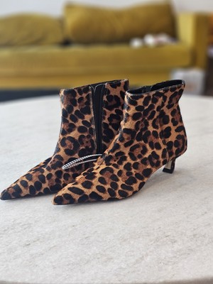 Gianni Bini Georgina Leopard Print Calf Hair Kitten Heel Booties NEW 6m