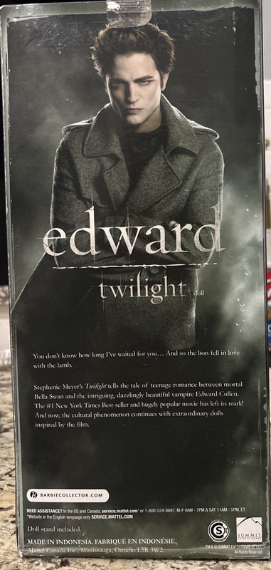 Twilight Collector Bundle – Edward Barbie Doll + First Edition Hardcover Box Set