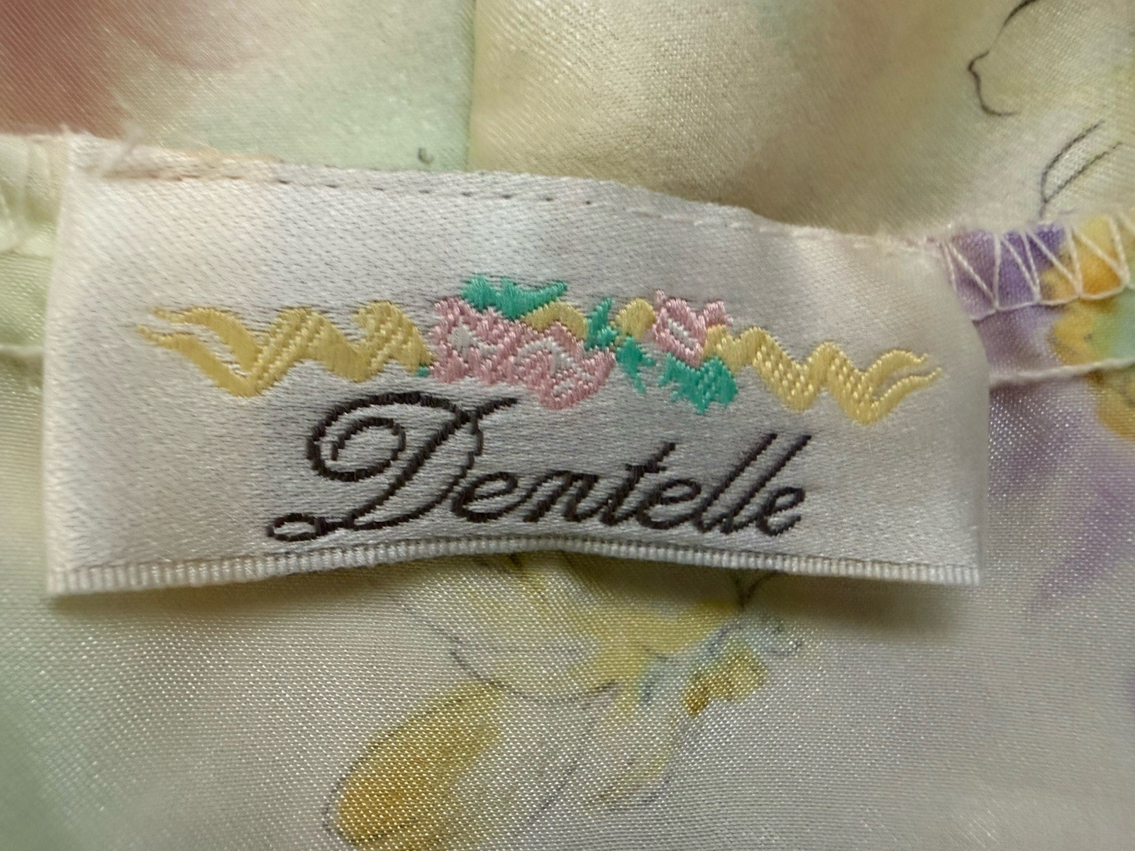 Dentelle M/L Floral Pastels Satin Robe Kimono Sty… - image 4
