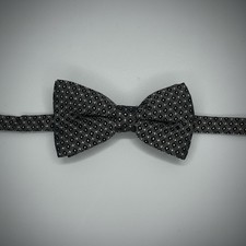Pre-Tied Bow Tie Adjustable Neck Strap Snap Black  White Geometric Pattern