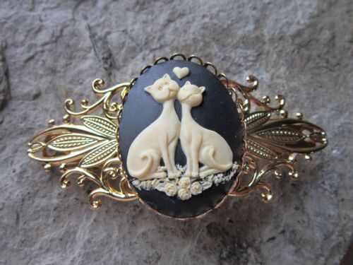TWO CATS IN LOVE CAMEO GOLD FILIGREE BARRETTE - BRIDAL - CAT LOVER GIFT - HEART - Picture 1 of 3
