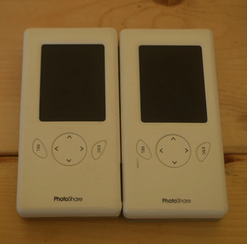 Photoco PhotoShare PL2 2.4" Digital Photo Album & Instruction Booklet Lot of 2 - Image 2 of 4