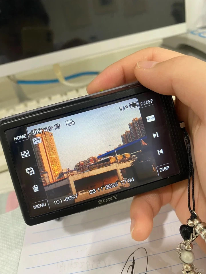 SONY CyberShot DSC-T700 (良品） Review: Sony Cyber-shot DSC-T700 | WIRED