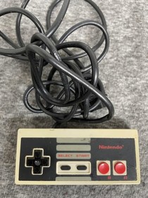 Nintendo NES-001 Console Japan 2 Controllers Game Genie Cables Tested