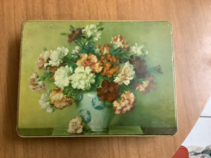 Vintage Made In England Harry Vincent Tin