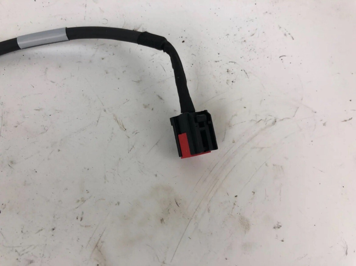Maserati Ghibli Rear View Reverse Camera w/ Cable 670104977 Tested & Works OEM