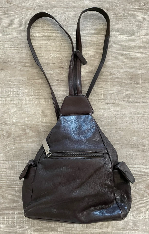 Cartera mochila Preston And York de cuero marrón Foto 4 de 4