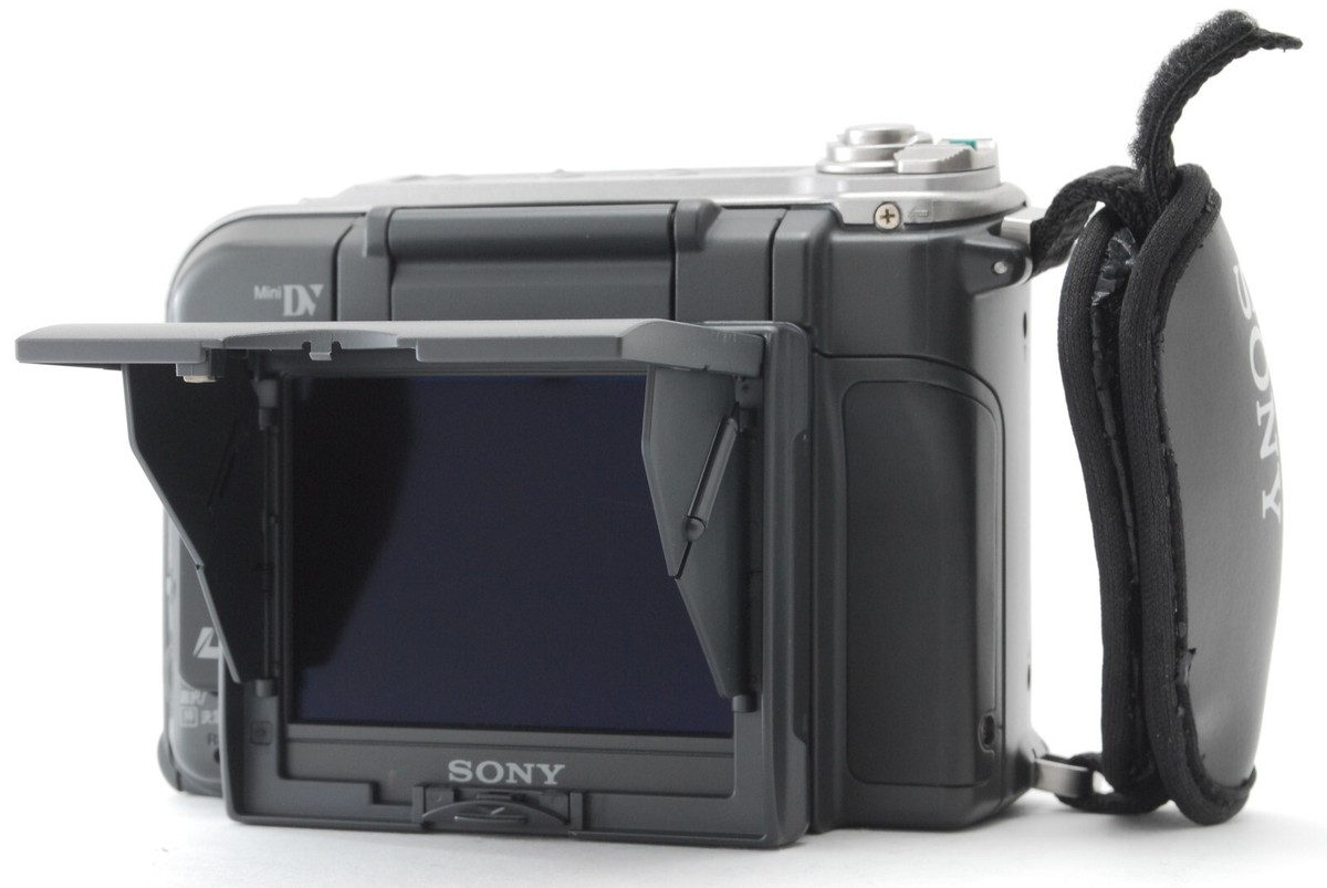 動作品◆SONY SC１００ ミニDVカメラ MINT w/Accessory】SONY DCR-SC100 Mini DV Tape Digital Video